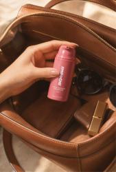 Why Your Foundation Stops Matching Halfway Through The Year (And What Smooche Does Differently)