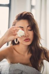 Before You Buy the Viral Red-Light Mask, Check These Three Numbers