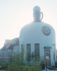 Grabbing a Drink at Portland’s Only Bottle Shaped Bar, the Sandy Jug
